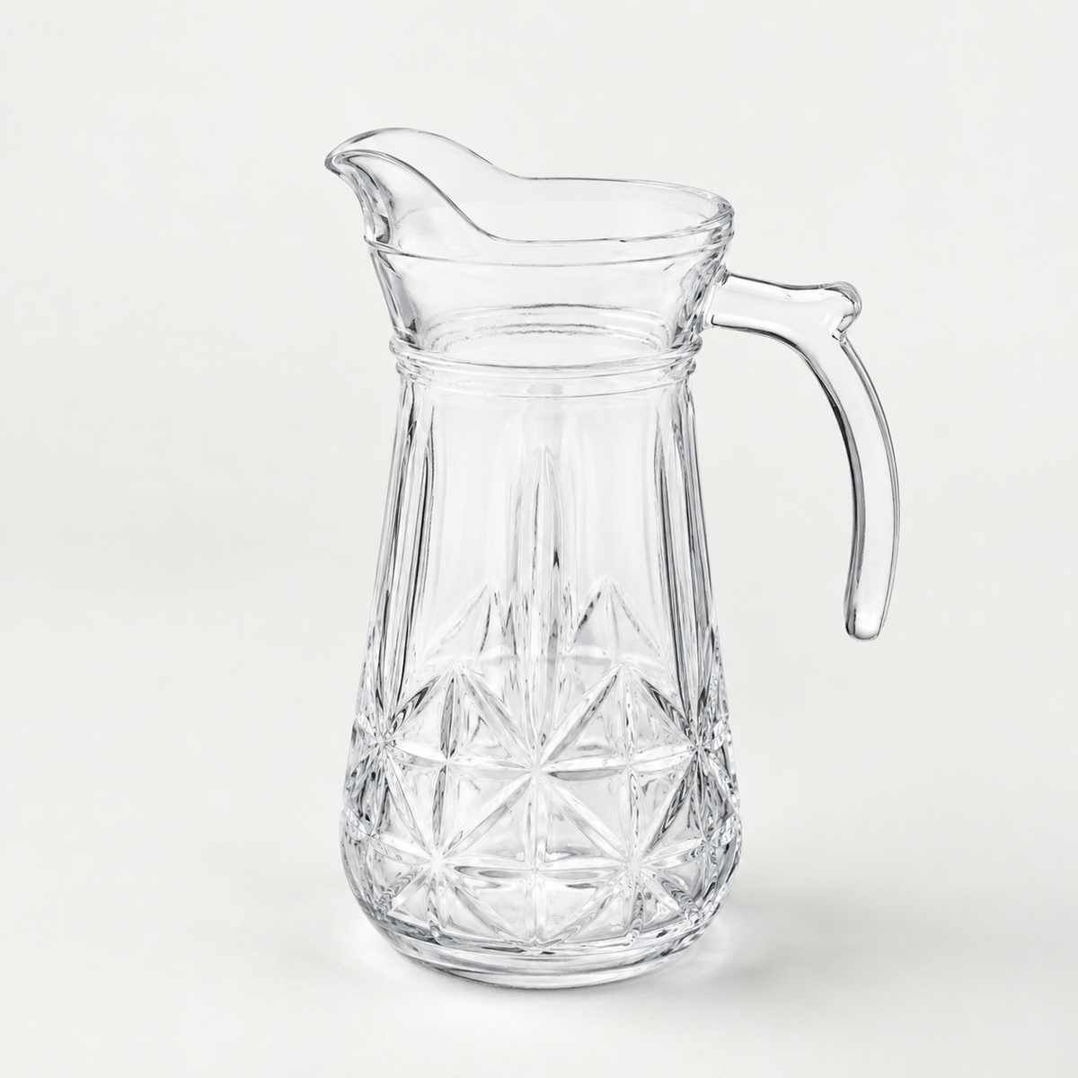 Carafă elegantă din sticlă transparentă
